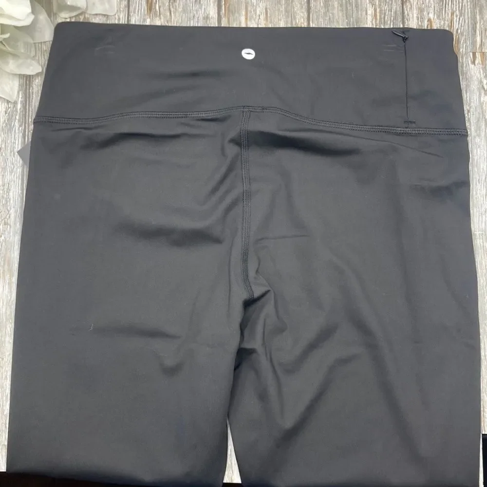 Women's Active Sports Piped Bra Tank Top & Leggings 2-Piece Size L